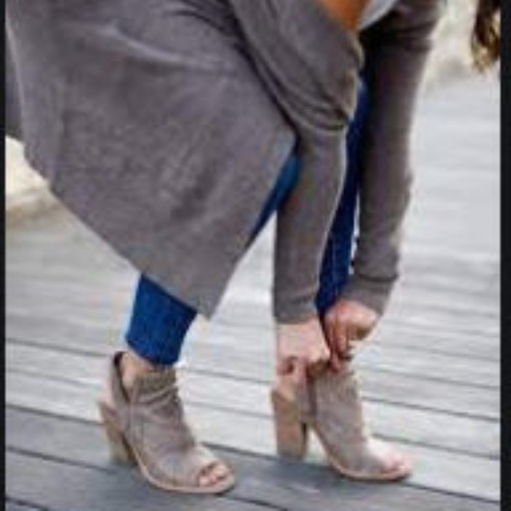Vince Camuto Tan Ankle Booties - Picture 8 of 10